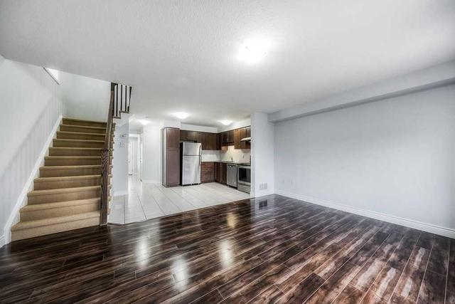 36 - 36 Arlington Cres, Townhouse with 3 bedrooms, 4 bathrooms and 1 parking in Guelph ON | Image 1