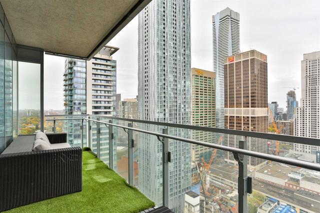 2503 - 55 Scollard St, Condo with 2 bedrooms, 3 bathrooms and 1 parking in Toronto ON | Image 16