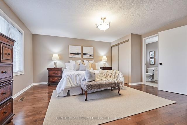 10 Millington Cres, House detached with 3 bedrooms, 3 bathrooms and 3 parking in Ajax ON | Image 8