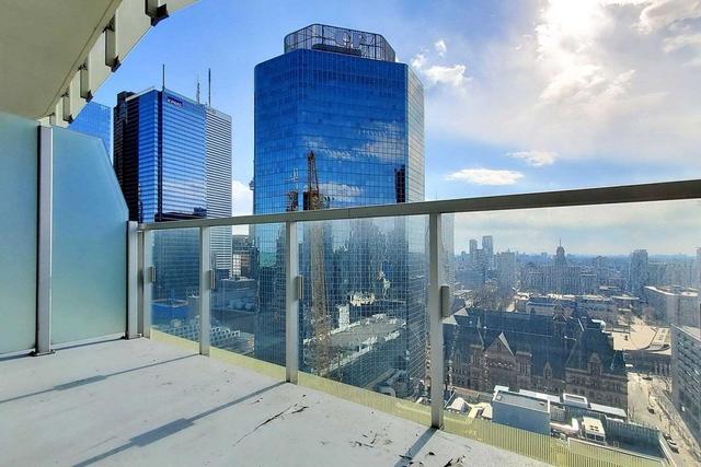 2110 - 197 Yonge St, Condo with 1 bedrooms, 1 bathrooms and 1 parking in Toronto ON | Image 17