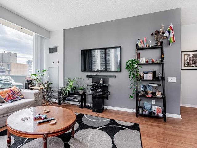 607 - 555 Yonge St, Condo with 1 bedrooms, 1 bathrooms and 1 parking in Toronto ON | Image 9