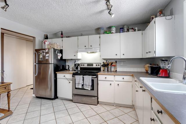 9 - 1607 26 Avenue Sw, Condo with 2 bedrooms, 1 bathrooms and 1 parking in Calgary AB | Image 3