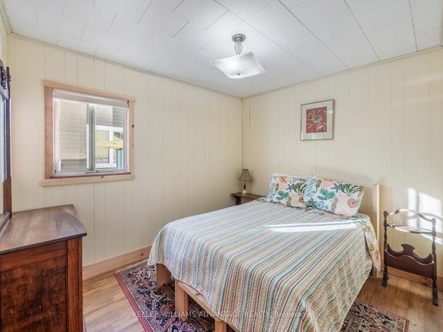 88 Hoyt Ave, House detached with 2 bedrooms, 1 bathrooms and 3 parking in Tay ON | Image 8