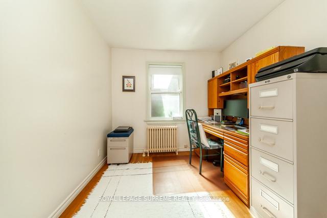 187 Cameron Ave, House detached with 2 bedrooms, 2 bathrooms and 4 parking in Toronto ON | Image 8