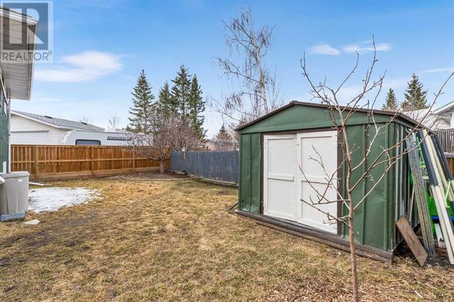 2108 7 Avenue, House detached with 4 bedrooms, 2 bathrooms and 2 parking in Didsbury AB | Image 34