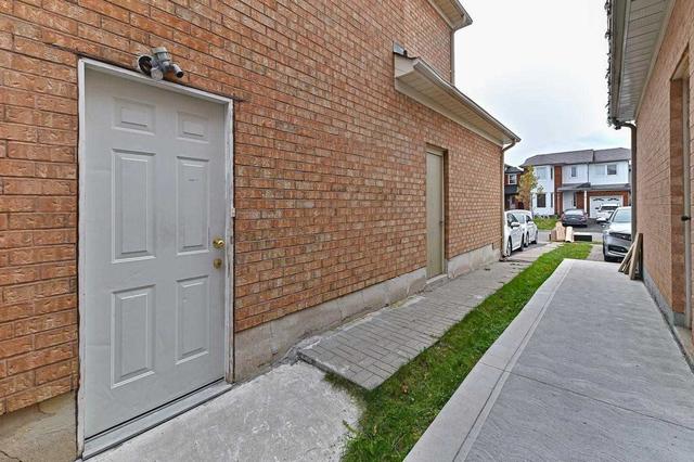 5 Chipmunk Cres, House detached with 3 bedrooms, 4 bathrooms and 6 parking in Brampton ON | Image 16