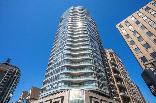 1808 - 88 Cumberland St, Condo with 2 bedrooms, 2 bathrooms and 1 parking in Toronto ON | Image 1