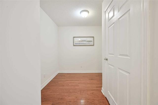 405 - 1379 Costigan Rd, Condo with 2 bedrooms, 2 bathrooms and 2 parking in Milton ON | Image 32