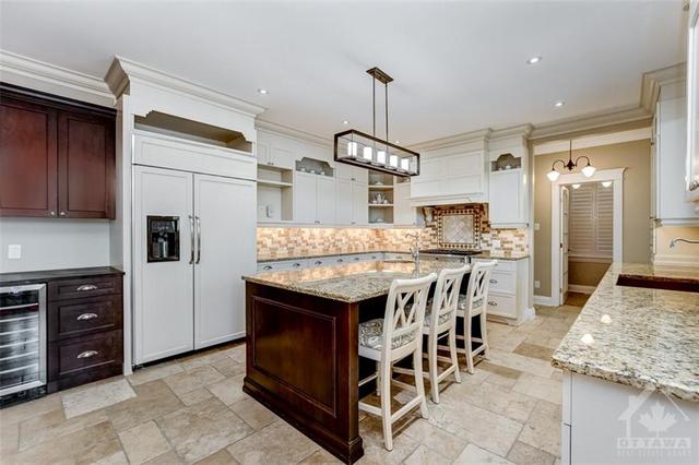 211 King Arthur Street, House detached with 5 bedrooms, 4 bathrooms and 10 parking in Ottawa ON | Image 12