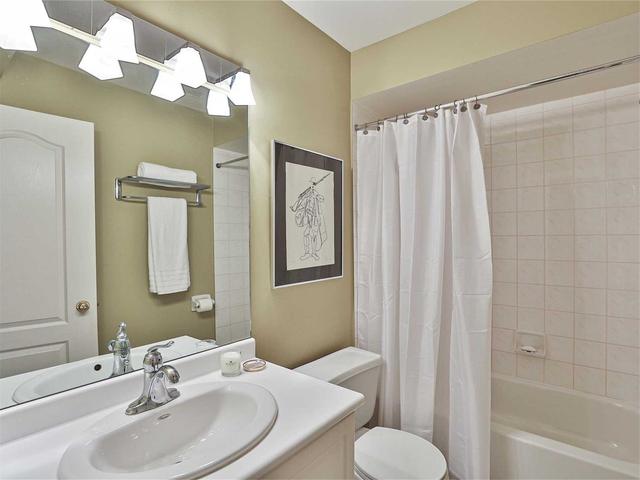 th2 - 175 Grand Ave, House attached with 3 bedrooms, 3 bathrooms and 2 parking in Toronto ON | Image 11