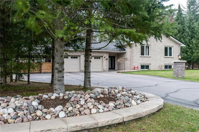 27 Cardinal Crescent, House detached with 4 bedrooms, 2 bathrooms and 10 parking in Petawawa ON | Image 2