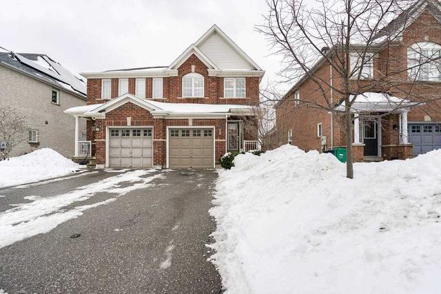 3564 Southwick St, House semidetached with 3 bedrooms, 3 bathrooms and 3 parking in Mississauga ON | Image 1