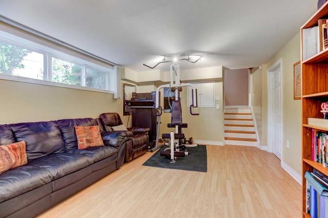 1474 Holburne Rd, House detached with 3 bedrooms, 2 bathrooms and 4 parking in Mississauga ON | Image 17