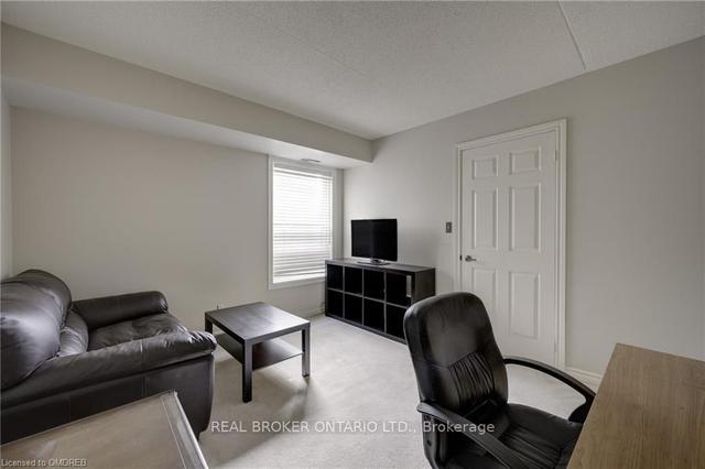 212 - 1451 Walkers Line, Condo with 2 bedrooms, 2 bathrooms and 1 parking in Burlington ON | Image 7