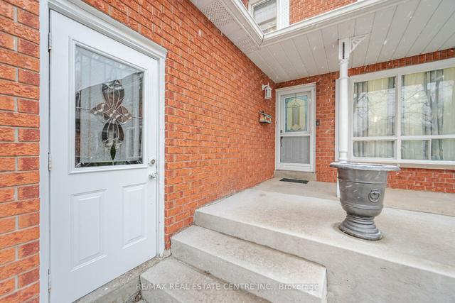 15 Stillwater Cres, House detached with 3 bedrooms, 5 bathrooms and 6 parking in Brampton ON | Image 20