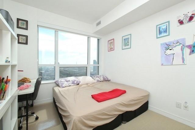 2904 - 88 Scott St, Condo with 2 bedrooms, 2 bathrooms and 1 parking in Toronto ON | Image 3