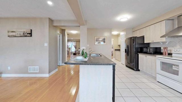 78 Lucien St, House detached with 4 bedrooms, 3 bathrooms and 3 parking in Markham ON | Image 33