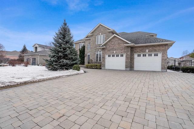 8018 Cathedral Dr, House detached with 4 bedrooms, 4 bathrooms and 11 parking in Niagara Falls ON | Image 23