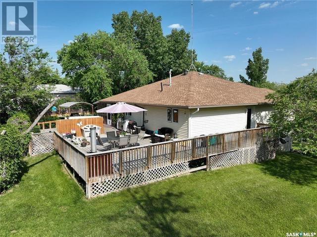 204 Lakeview Avenue, House detached with 4 bedrooms, 3 bathrooms and null parking in Saskatchewan Beach SK | Image 48