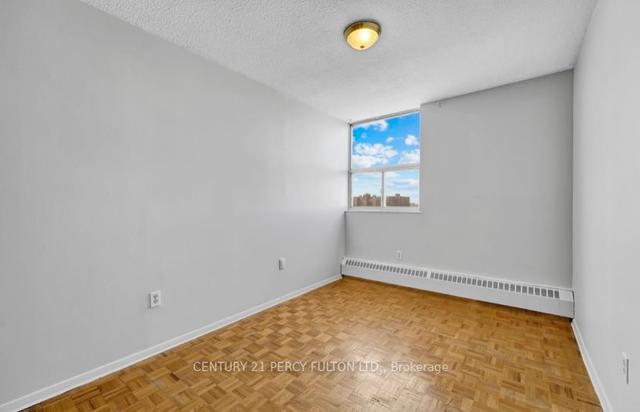 1406 - 2645 Kipling Ave, Condo with 3 bedrooms, 2 bathrooms and 2 parking in Toronto ON | Image 3