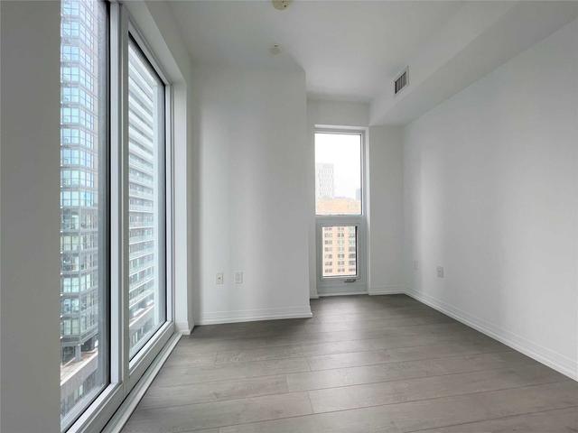 1525 - 251 Jarvis St, Condo with 2 bedrooms, 2 bathrooms and 0 parking in Toronto ON | Image 7