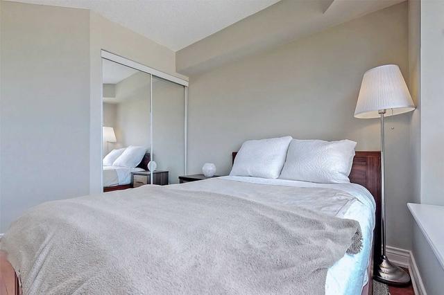 606 - 140 Bathurst St, Condo with 2 bedrooms, 1 bathrooms and 1 parking in Toronto ON | Image 11
