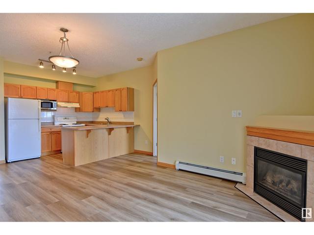 207 - 10118 95 St Nw, Condo with 2 bedrooms, 2 bathrooms and 1 parking in Edmonton AB | Image 8