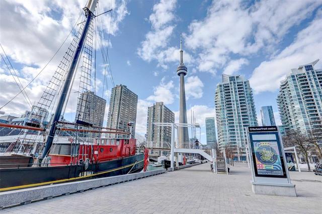 Sph2701 - 228 Queens Quay W, Condo with 2 bedrooms, 2 bathrooms and 1 parking in Toronto ON | Image 20