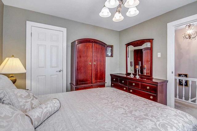 61 Torrens Ave, House detached with 3 bedrooms, 2 bathrooms and 7 parking in Toronto ON | Image 14