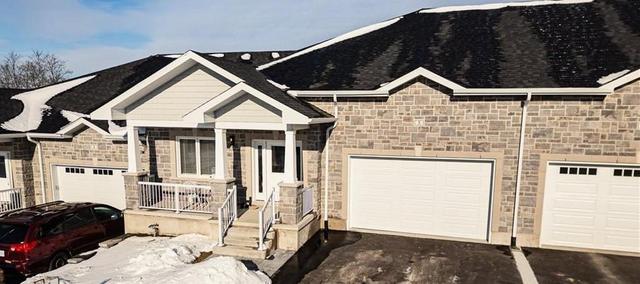 3 Douglas Marshall Crescent, Townhouse with 2 bedrooms, 2 bathrooms and 4 parking in Brockville ON | Image 1