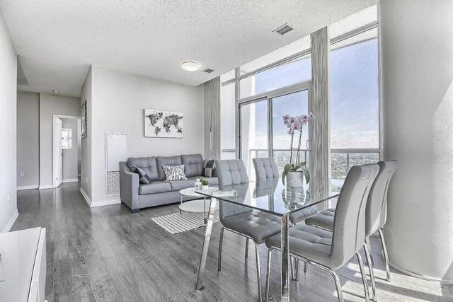 3302 - 70 Forest Manor Rd, Condo with 3 bedrooms, 2 bathrooms and 1 parking in Toronto ON | Image 5