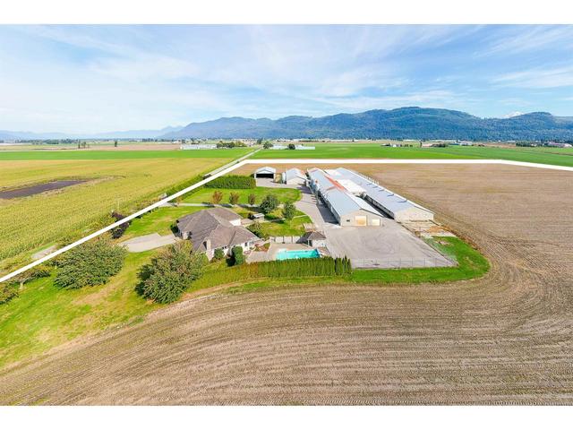 37664 Wells Line Road, House detached with 7 bedrooms, 4 bathrooms and null parking in Abbotsford BC | Image 28