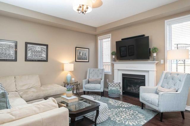 1281 Leger Way, House detached with 3 bedrooms, 3 bathrooms and 1 parking in Milton ON | Image 9