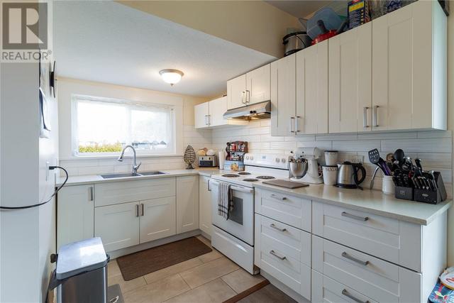458 4th St, House detached with 3 bedrooms, 3 bathrooms and 4 parking in Nanaimo BC | Image 11