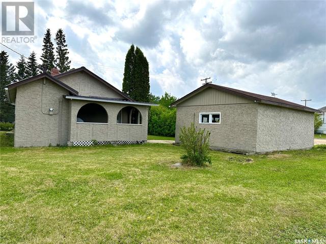 402 4th Street, House detached with 2 bedrooms, 1 bathrooms and null parking in Medstead SK | Image 21