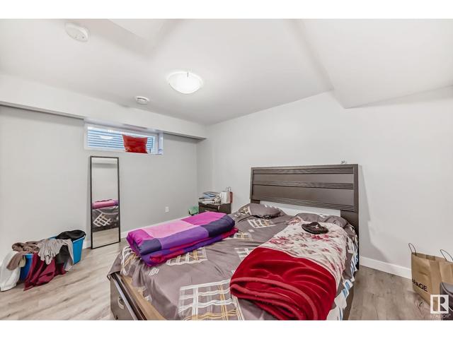 205 51a St Sw, House semidetached with 4 bedrooms, 3 bathrooms and null parking in Edmonton AB | Image 10