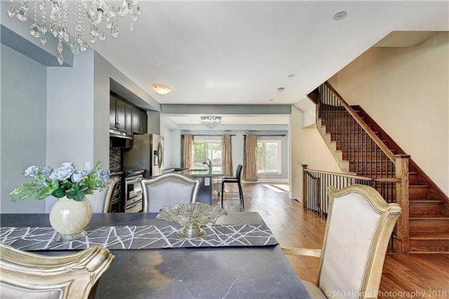 17 Kenneth Wood Cres, House attached with 4 bedrooms, 3 bathrooms and 1 parking in Toronto ON | Image 3