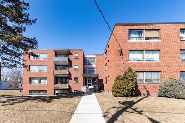 207 - 172 Berry Rd, Condo with 2 bedrooms, 1 bathrooms and 1 parking in Toronto ON | Image 3