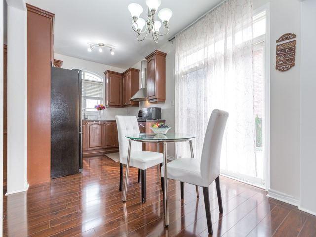 160 Earlsbridge Blvd, House detached with 4 bedrooms, 4 bathrooms and 4 parking in Brampton ON | Image 6