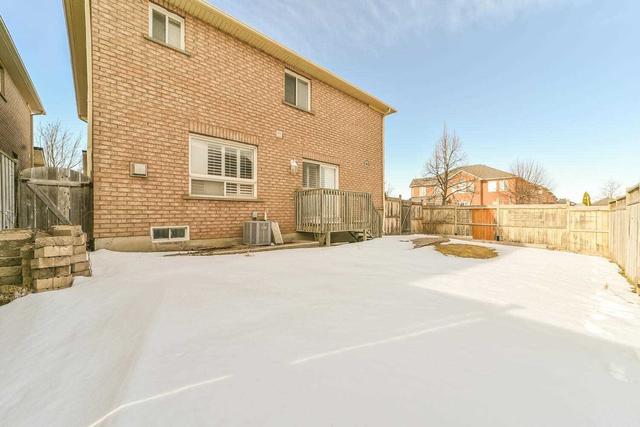 56 Leagate St, House detached with 4 bedrooms, 4 bathrooms and 6 parking in Brampton ON | Image 35