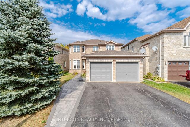 121 Nicholson Dr, House detached with 4 bedrooms, 4 bathrooms and 4 parking in Barrie ON | Image 1