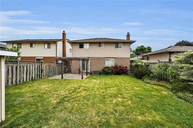 242 Parkwood Cres, House detached with 3 bedrooms, 4 bathrooms and 5 parking in Hamilton ON | Image 20