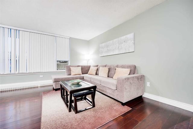 407 - 3390 Weston Rd, Condo with 2 bedrooms, 1 bathrooms and 1 parking in Toronto ON | Image 3