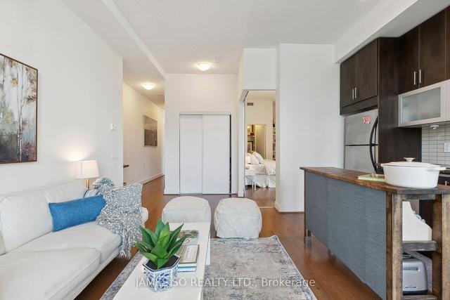 s827 - 112 George St, Condo with 1 bedrooms, 1 bathrooms and 1 parking in Toronto ON | Image 3