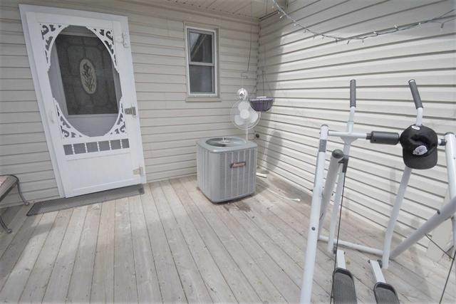 204 Gray Rd, House detached with 3 bedrooms, 3 bathrooms and 12 parking in Hamilton ON | Image 21