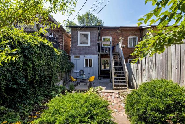 1226 Davenport Rd, House semidetached with 3 bedrooms, 3 bathrooms and 1 parking in Toronto ON | Image 15