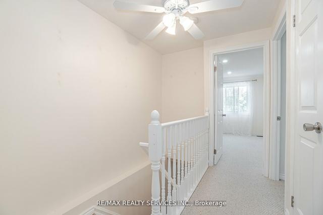 9 - 34 Bow Valley Dr, Townhouse with 3 bedrooms, 3 bathrooms and 2 parking in Hamilton ON | Image 3