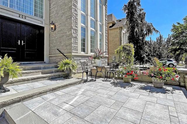 200 Polo Cres, House detached with 4 bedrooms, 6 bathrooms and 5 parking in Vaughan ON | Image 23