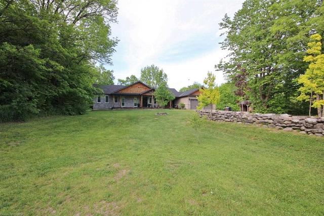289 Henderson Road, Home with 4 bedrooms, 2 bathrooms and 10 parking in Greater Napanee ON | Image 5