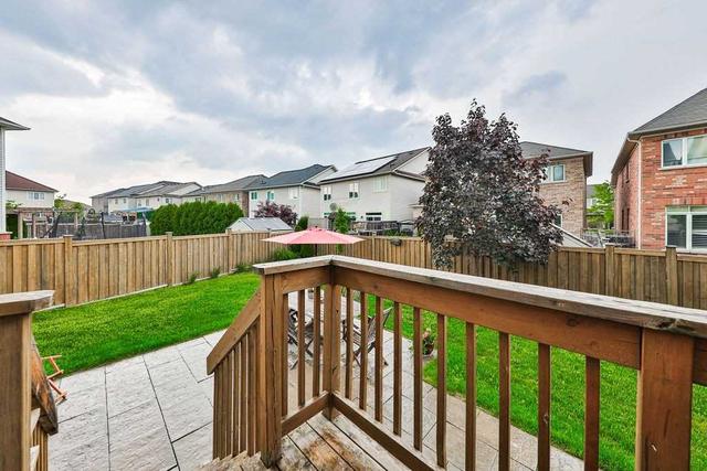 3260 Sealey Cres, House detached with 3 bedrooms, 4 bathrooms and 4 parking in Burlington ON | Image 30